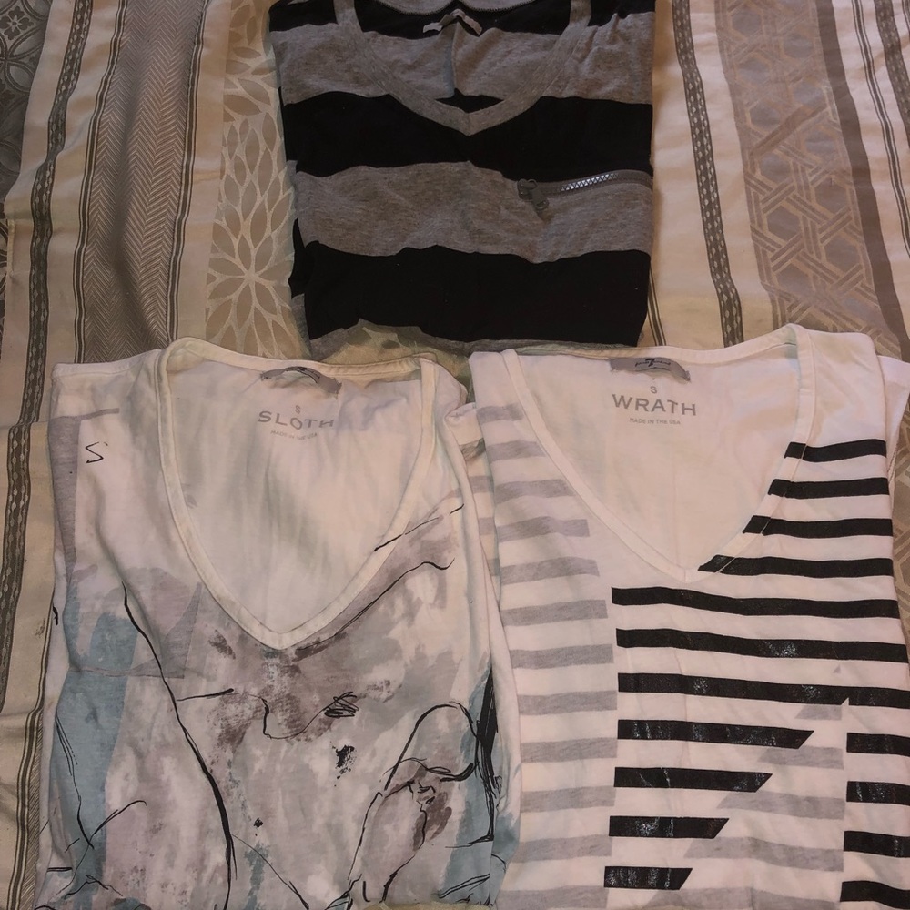 7 for all mankind v-neck bundle